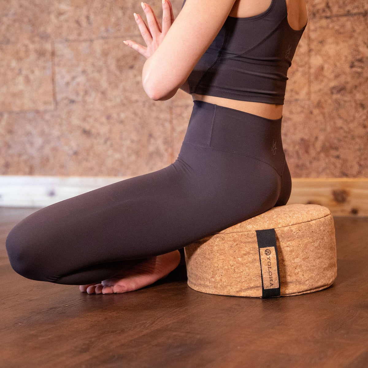 Yoloha Yoga - Cork Meditation Cushion