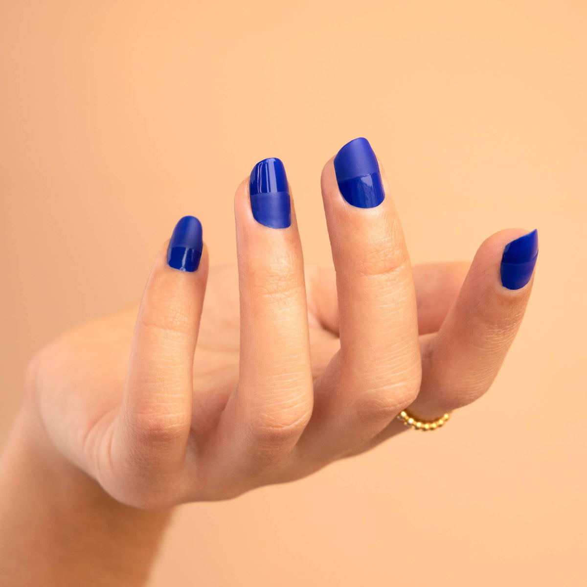 BKIND - Vegan & 21-free Nail Polish - Skinny-Dip