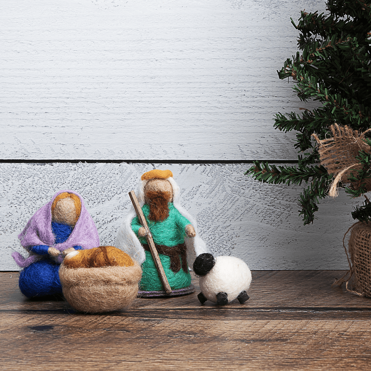 OmaOmaOma! Montessori-Inspired Wooden Learning Toys - Mini Holy Family Christmas Nativity Set (4-Piece Collection) — alternate product image, view 5