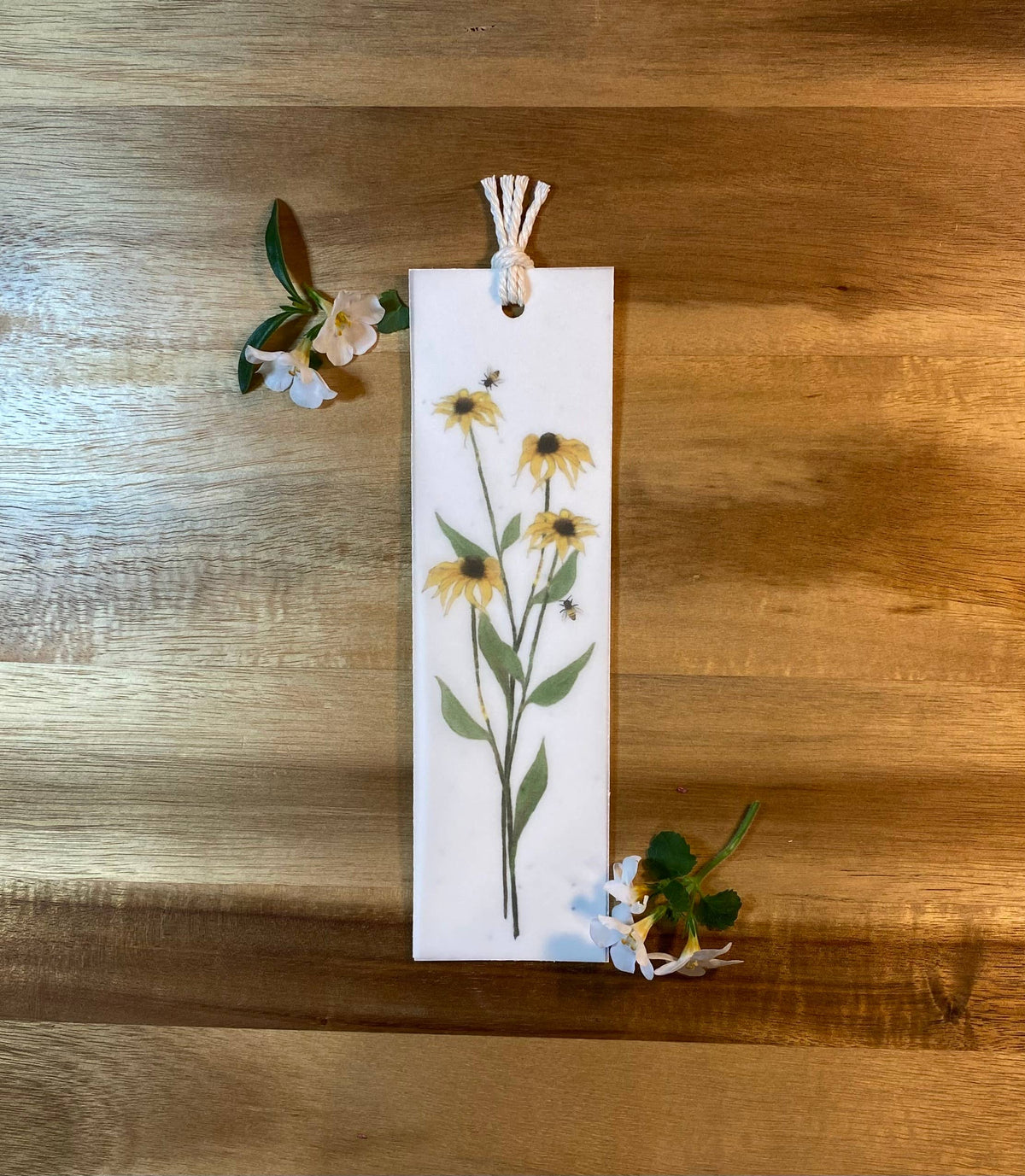 The Raven’s Edge Studio - Plantable Bookmark: 2 in 1 Eco Bookmark, Black-eyed Susan