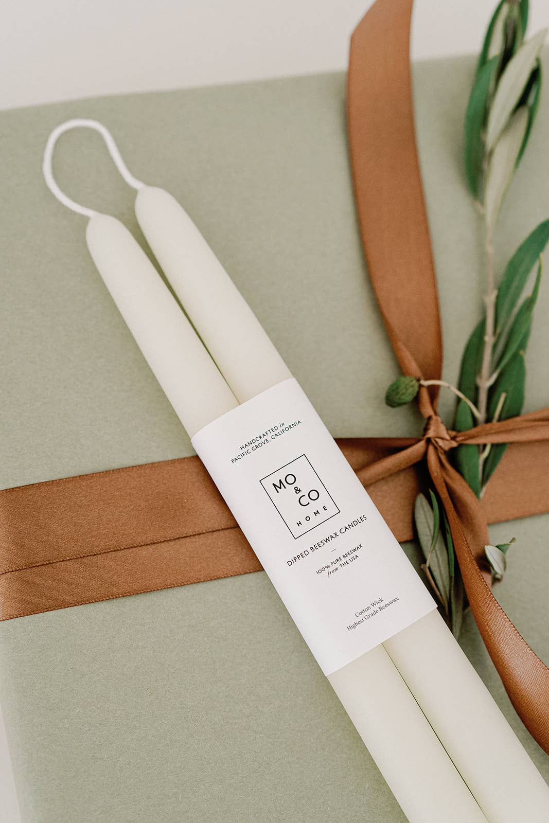 Mo&Co Home - Natural White | Dipped Beeswax Taper Candles | All Natural