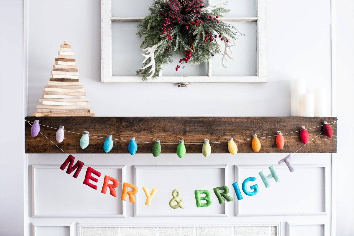 Nivas - Merry & Bright Garland