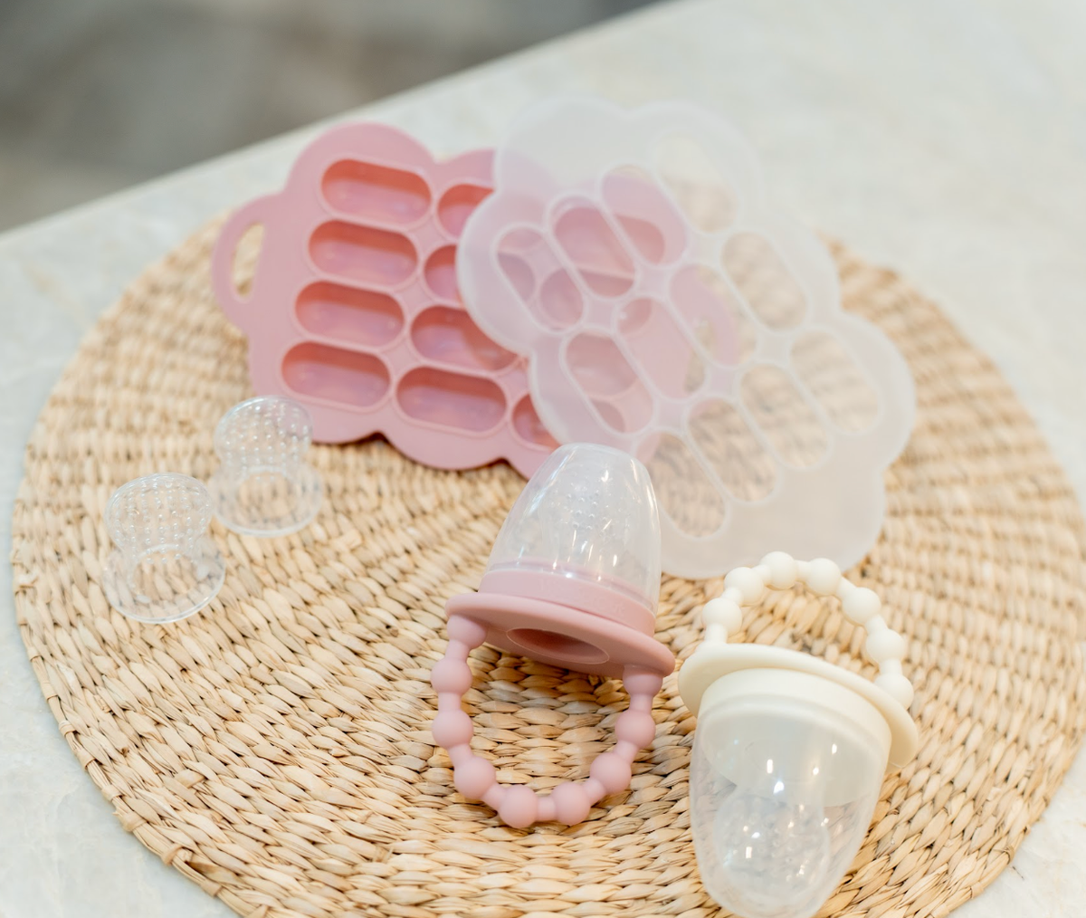 WeeSprout - Silicone Baby Food Feeder Set with Freezer Tray – 2 Pack — alternate product image, view 3