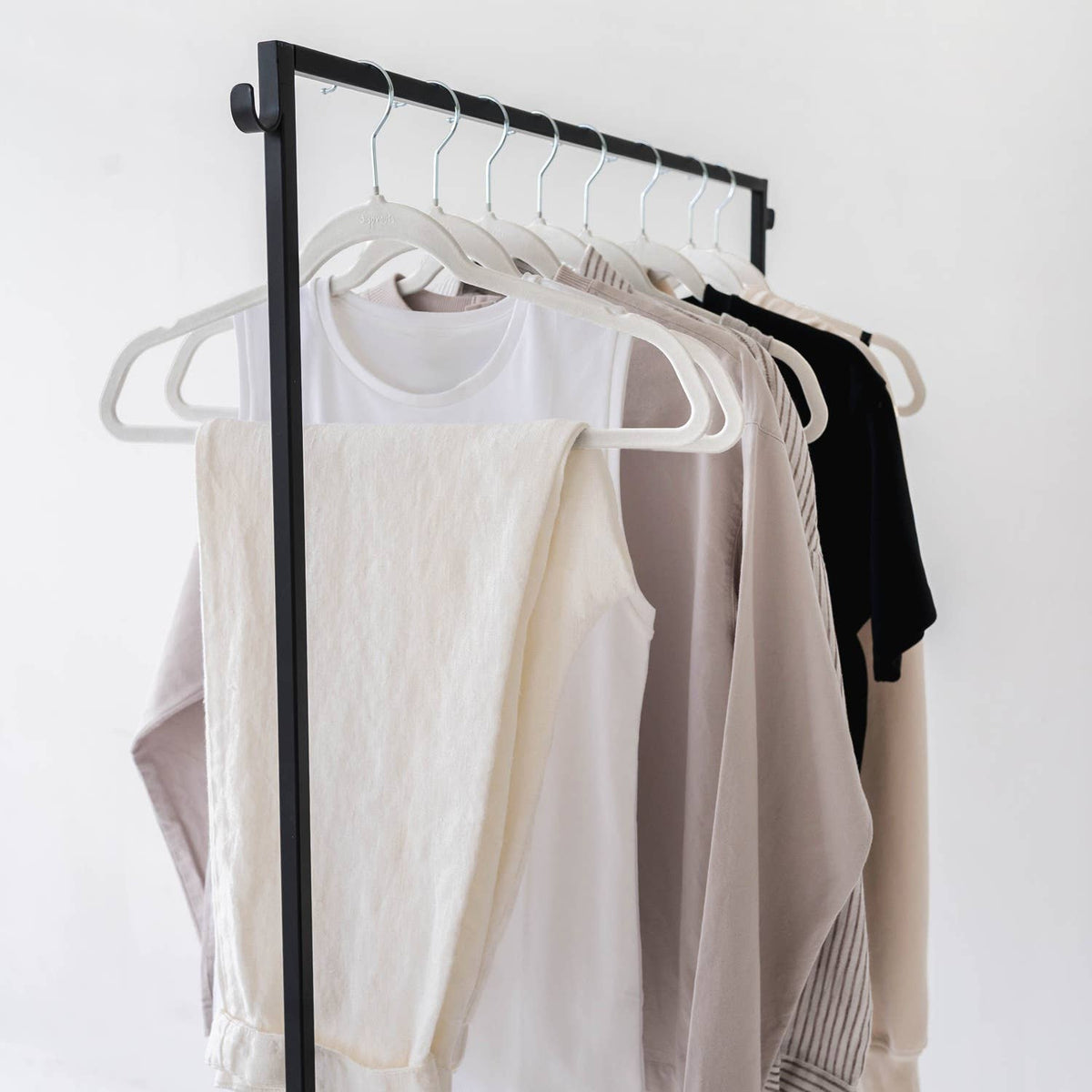 Adult Velvet Hangers (2 Packs of 15)