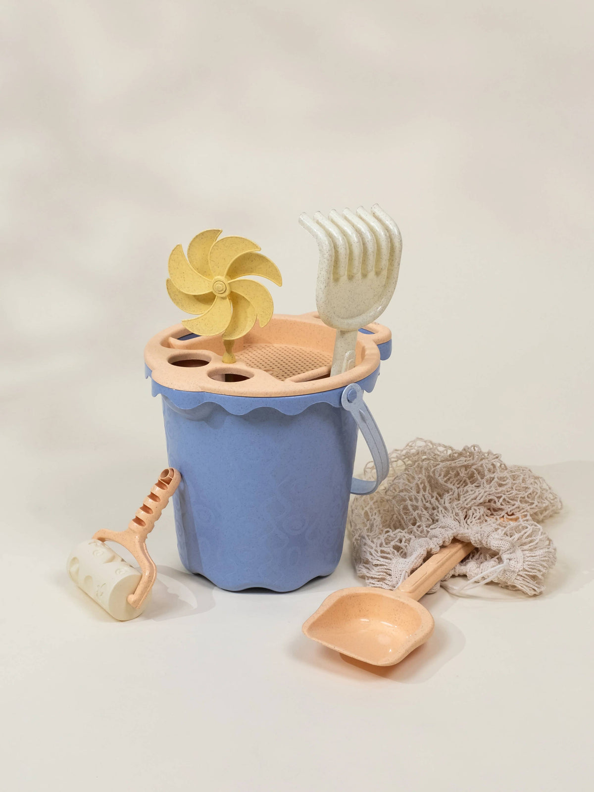 Oversized 6-Piece Wheat Straw Sand Toy Set – Bucket & Accessories