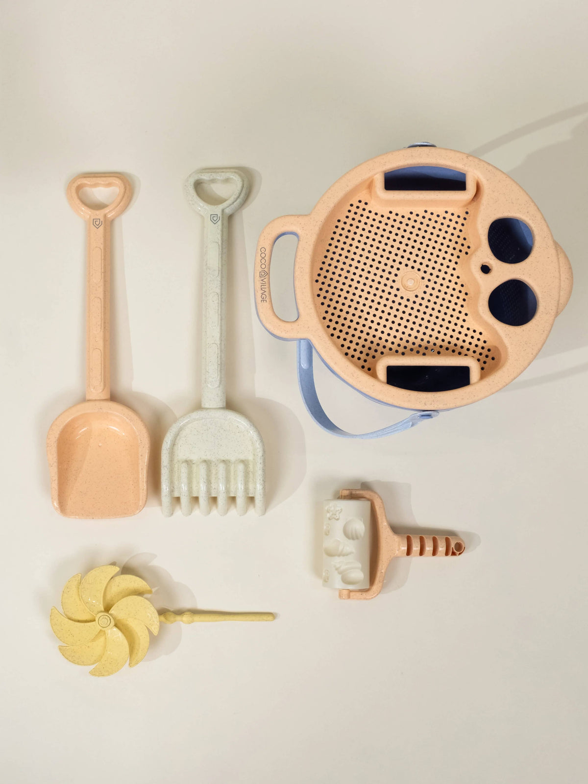 Oversized 6-Piece Wheat Straw Sand Toy Set – Bucket & Accessories