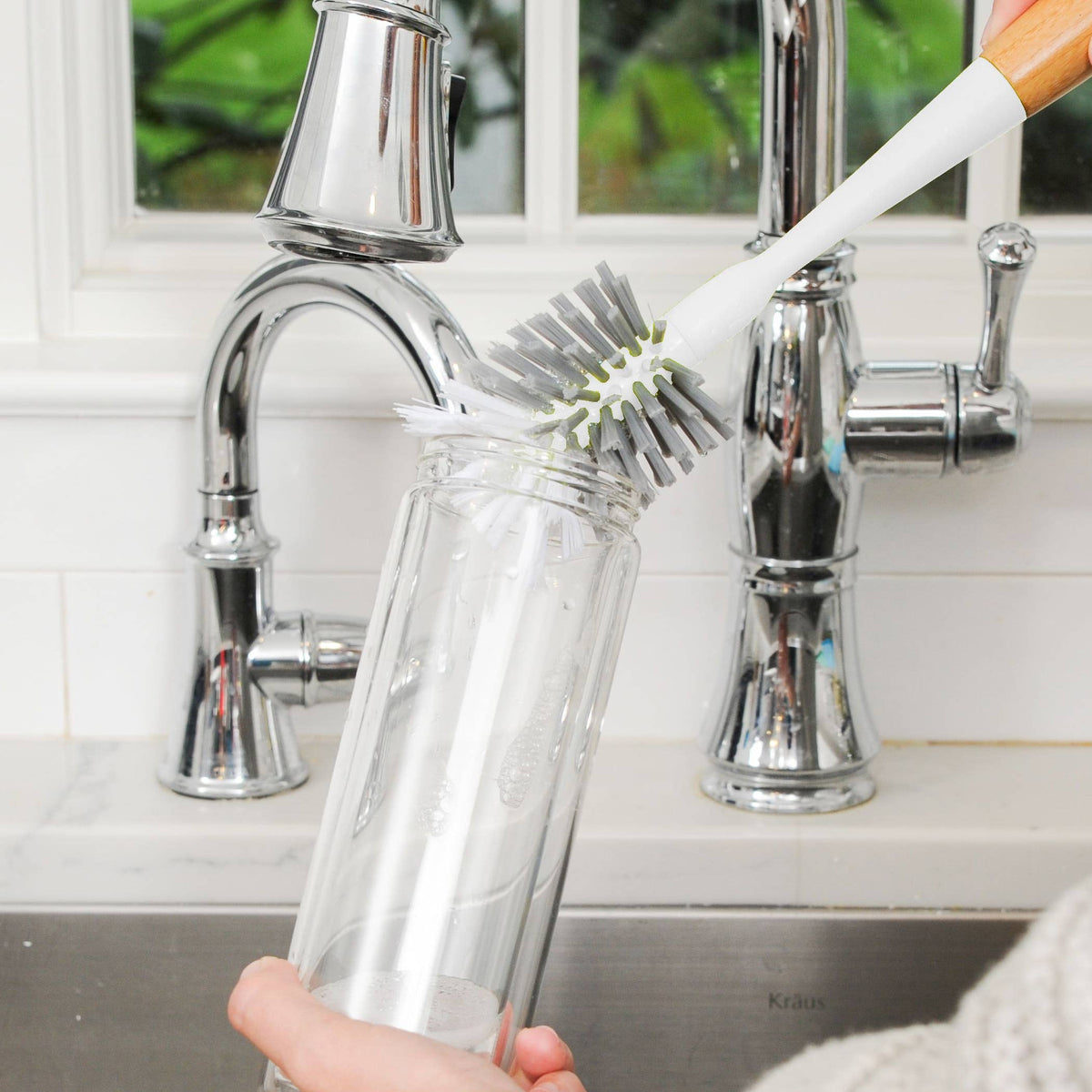The Upstanding Bottle Brush (formerly Clean Reach)