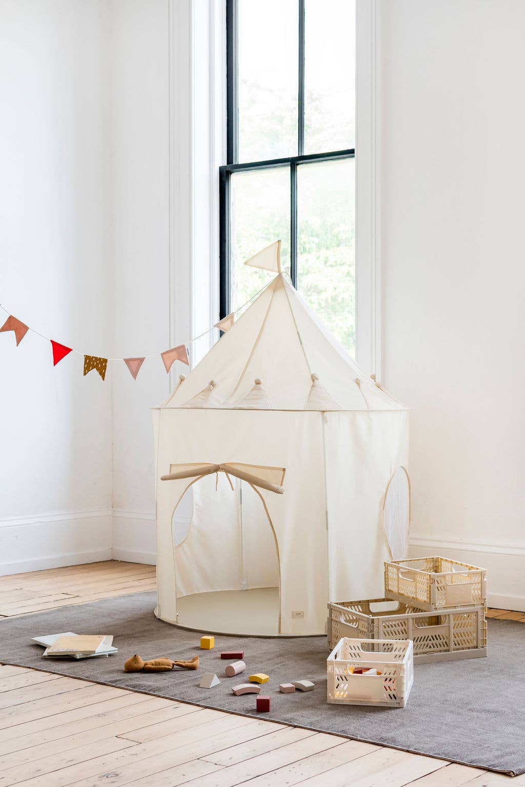 Kids Play Tent Castle with Recycled Fabric - Solids