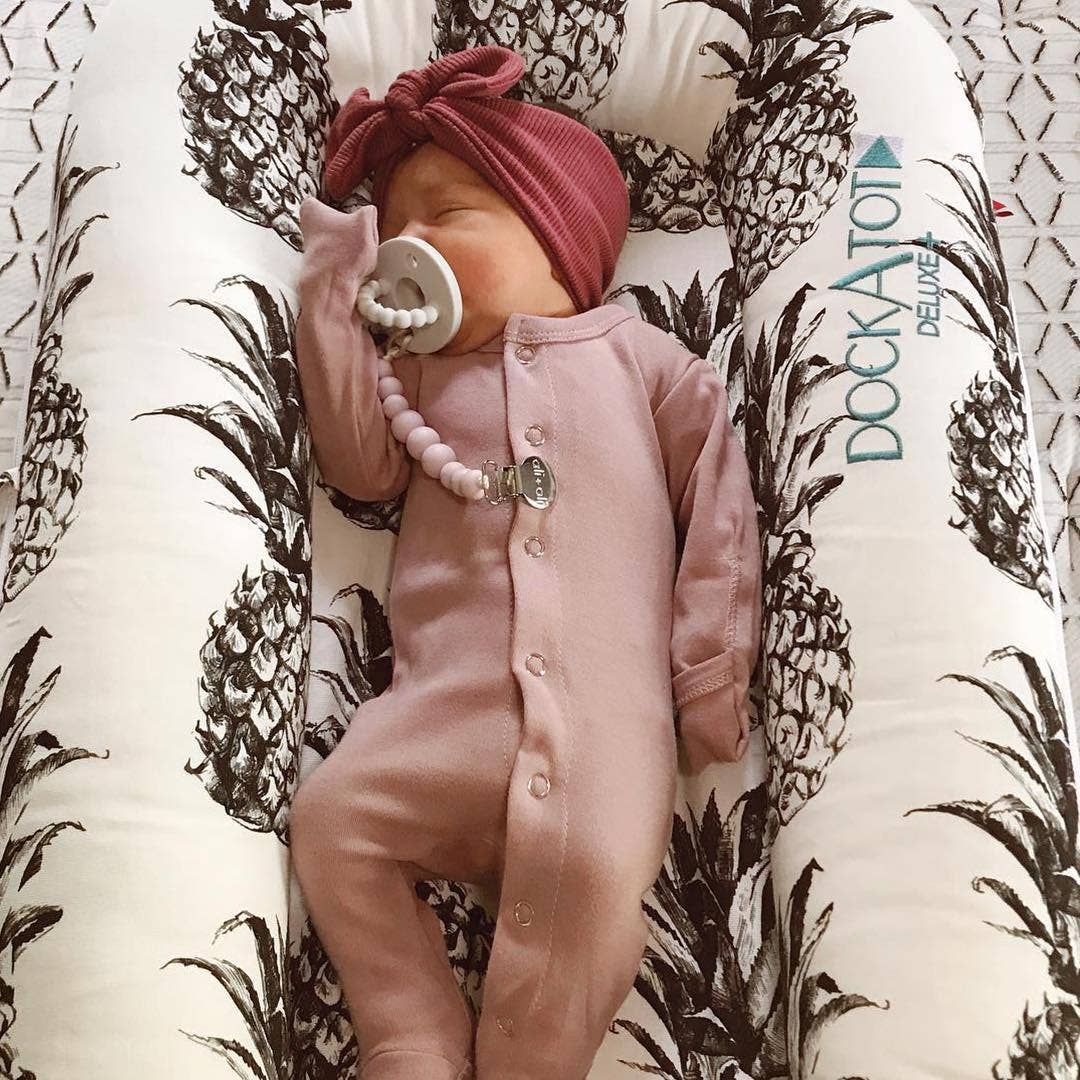 Silicone Pacifier Clip (Pink)