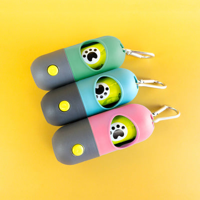 Dispensador de bolsas para excrementos con linterna LED