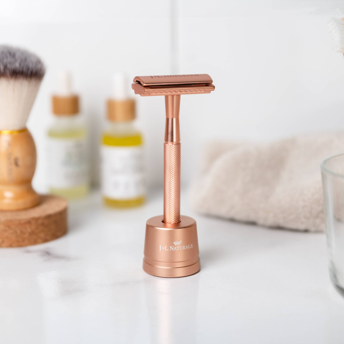 Reusable Safety Razor Set -Razor, Razor Stand, Refill Blades
