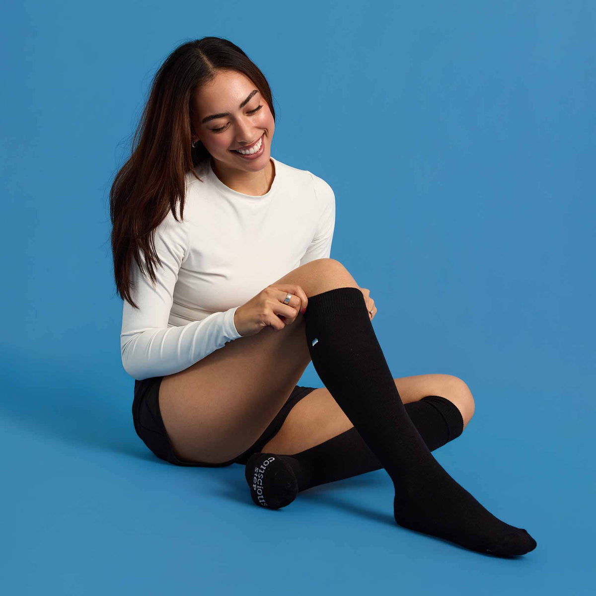 Compression Socks that Protect Oceans | Black