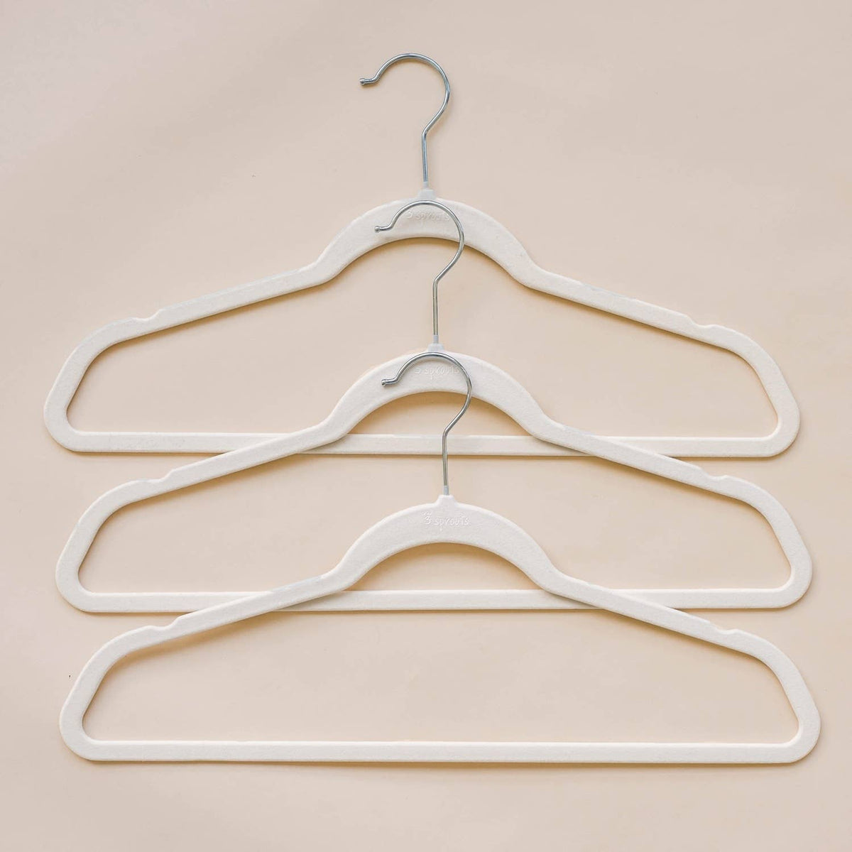 Adult Velvet Hangers (2 Packs of 15)