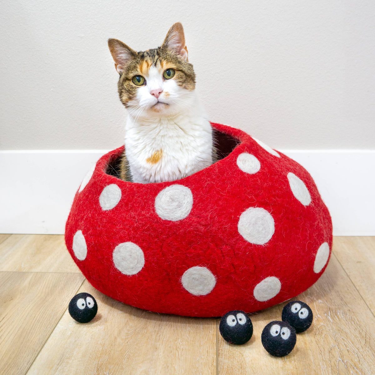 Felt Wool Cat Cave RED MUSHROOM Eco Kitty Cave