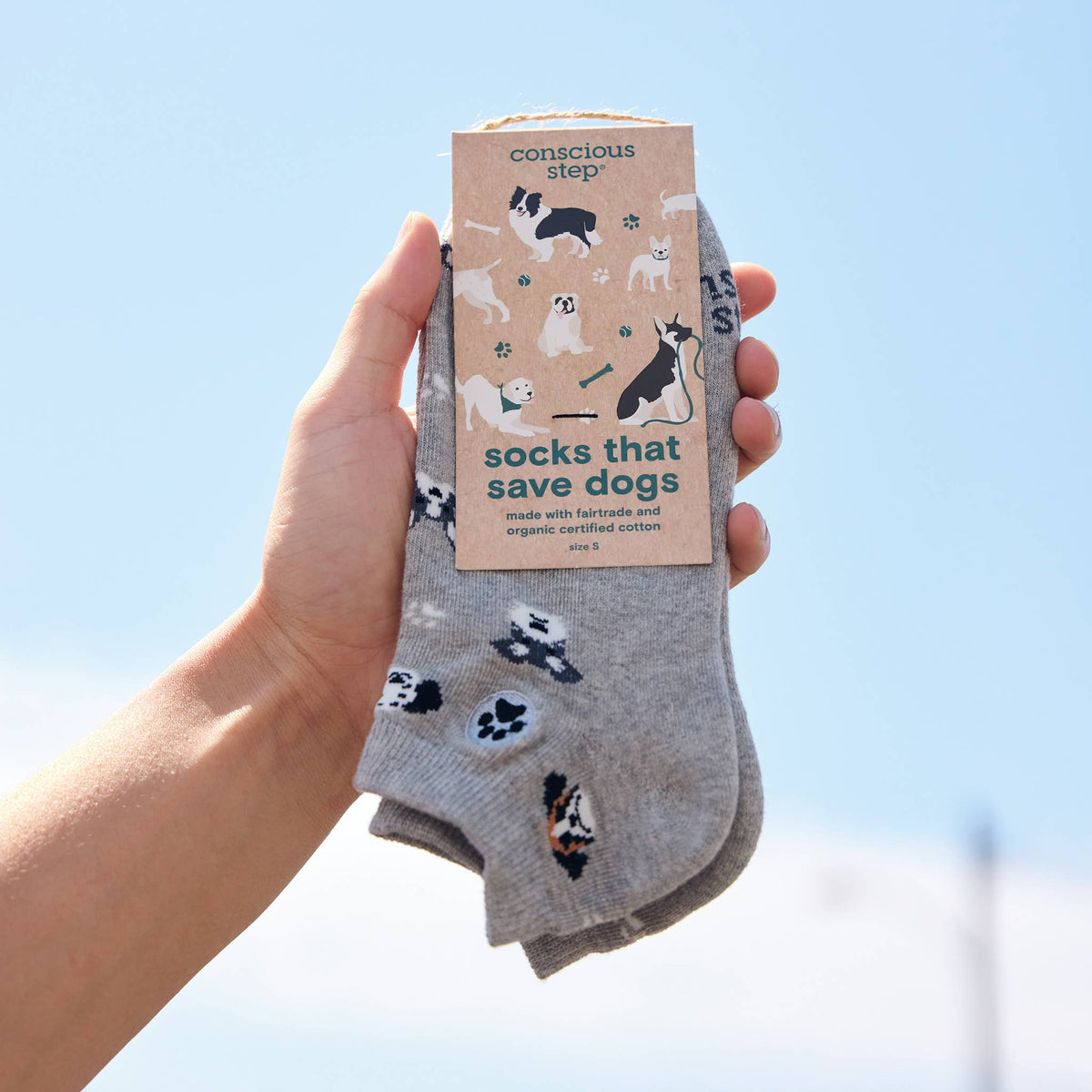 Ankle Socks that Save Dogs | Gray Dogs